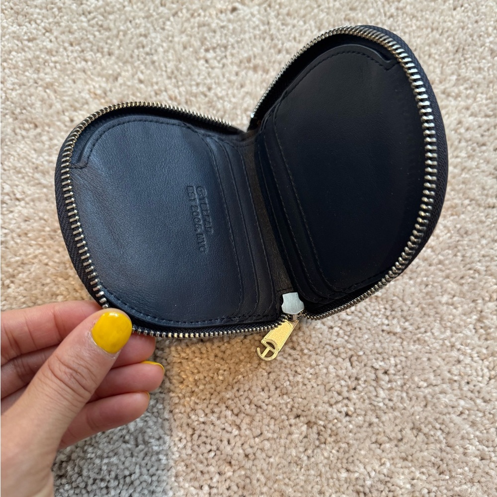 Telfar Wallet. - Picture 3 of 5